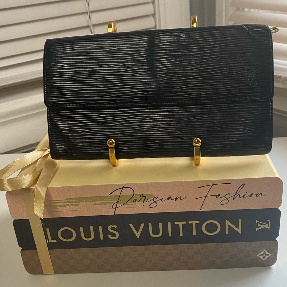 Black Louis Vuitton Epi Textured Leather long Wallet EUC
